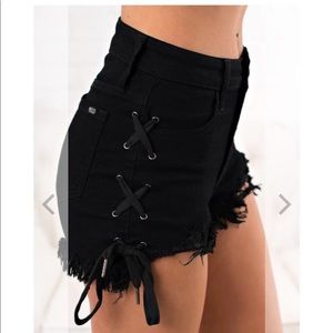 Nanamacs black shorts